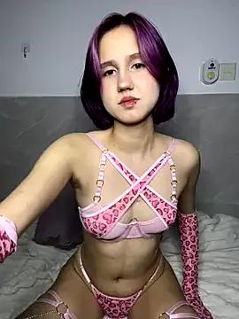 Missa_Milkins from StripChat is Freechat