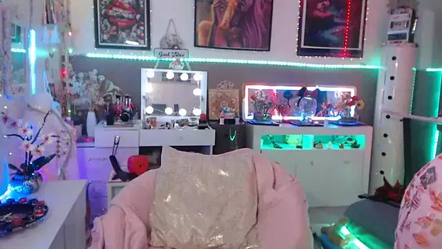 Misscectito13 from StripChat