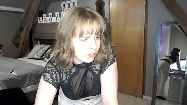 Try girls webcam shows. Sweet cute Free Performers.