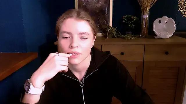 MissOliviaa_ from StripChat is Freechat