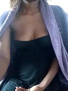 Missvixen81 from StripChat is Freechat