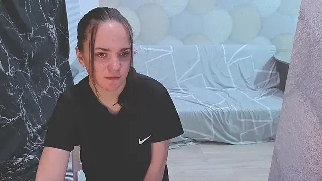 Mistress-Stella from StripChat is Freechat