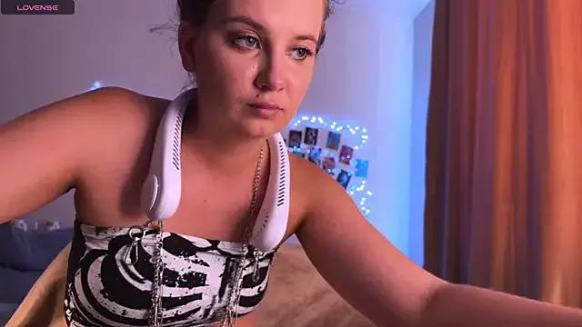Try girls webcam shows. Sweet cute Free Performers.