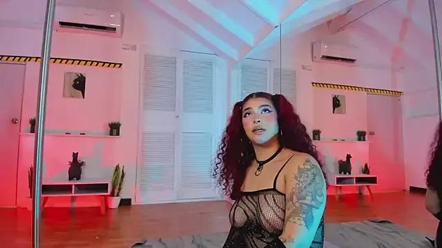 MizzHell from StripChat