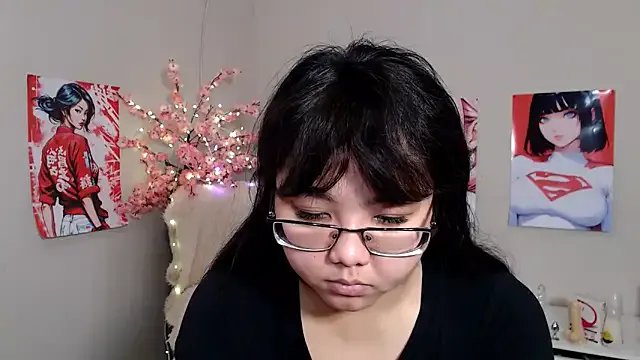 Freechat Moertomlly on StripChat