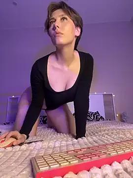 Molli_Luv from StripChat