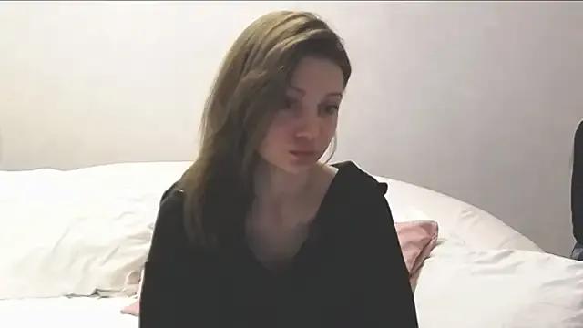 Molly_Mavis from StripChat is Freechat