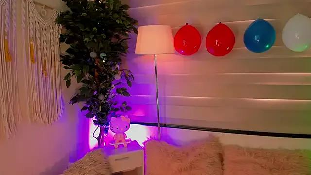 Molly_sky_ from StripChat is Freechat