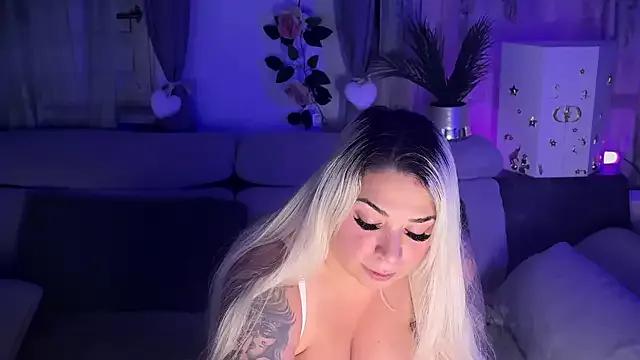 Monageil from StripChat is Freechat