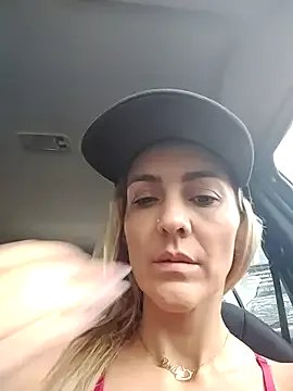 Monita_Med from StripChat is Freechat