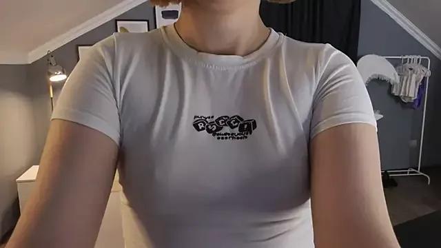 Try girls webcam shows. Sweet cute Free Performers.