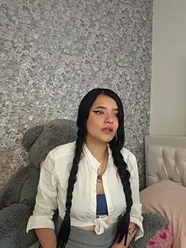 Moom_red from StripChat