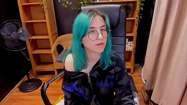 Moon13152 from StripChat