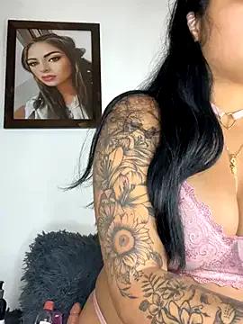 morenaQueen_ from StripChat is Freechat