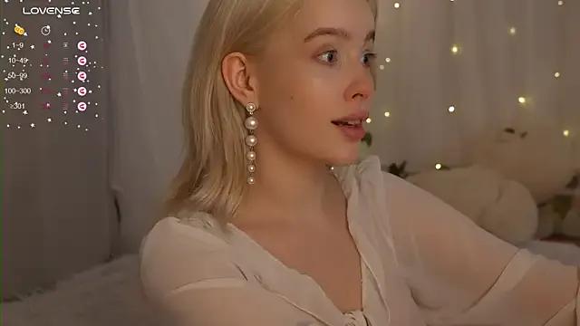 Try girls webcam shows. Sweet cute Free Performers.