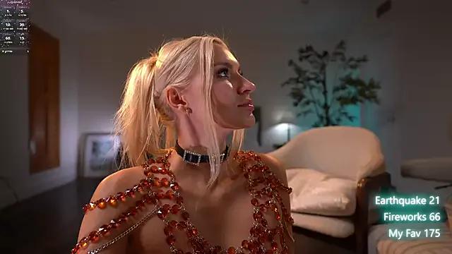 MsCindyLuv from StripChat is Freechat