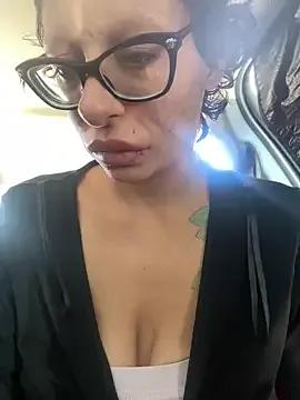 Myloveforyouu from StripChat