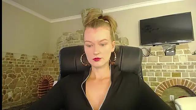 MysticVenus_ from StripChat is Freechat