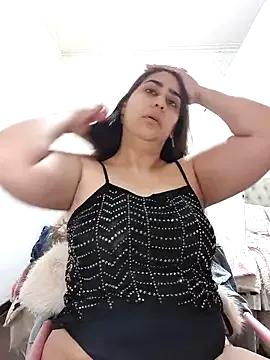 Nahiarabiel from StripChat is Freechat