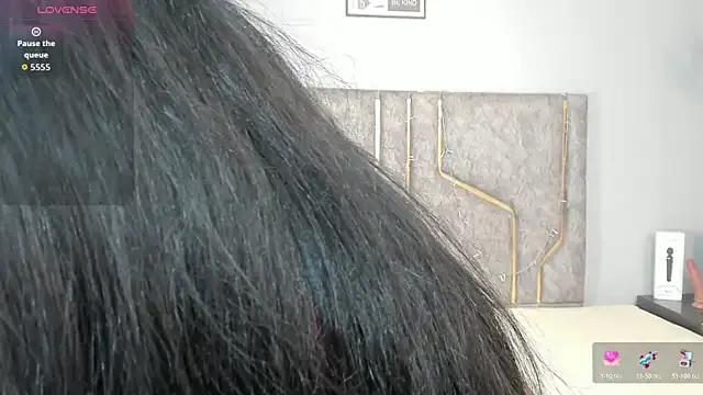 Nahomycarterr from StripChat is Freechat