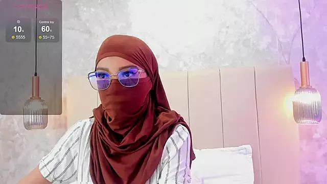 naishaa_ from StripChat is Freechat