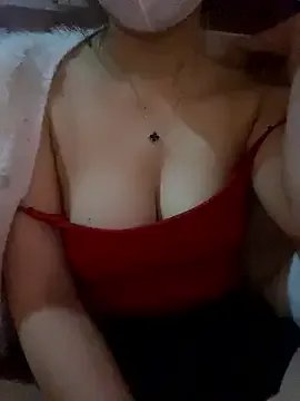 Nanalove68 from StripChat is Freechat