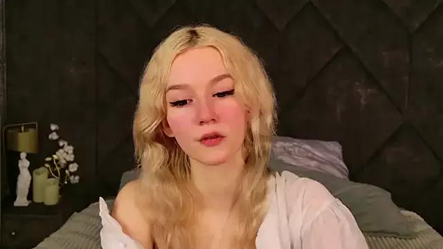 Try girls webcam shows. Sweet cute Free Performers.