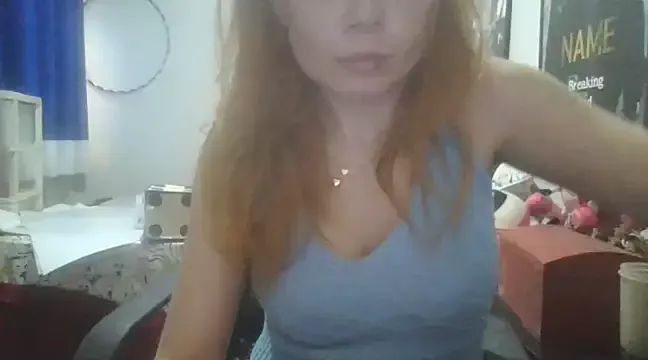 NaomiTop from StripChat is Freechat