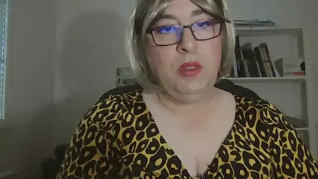 nataliacd from StripChat is Freechat