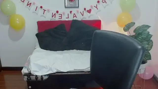 Try girls webcam shows. Sweet cute Free Performers.