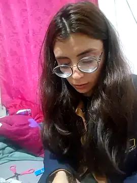 Try girls webcam shows. Sweet cute Free Performers.