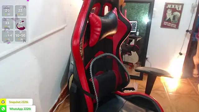 Natyk_m from StripChat