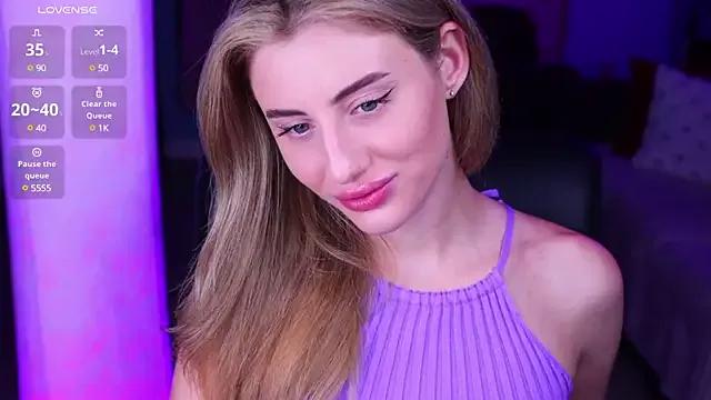Try girls webcam shows. Sweet cute Free Performers.