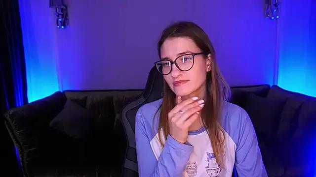 Try girls webcam shows. Sweet cute Free Performers.