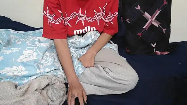 NaughtyThrouple007 from StripChat is Freechat