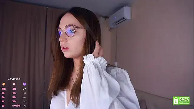 NguyetHankey from StripChat