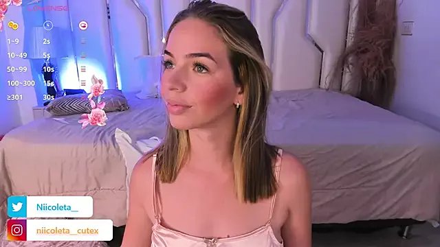 Freechat Niicoleta on StripChat