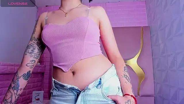 Try girls webcam shows. Sweet cute Free Performers.