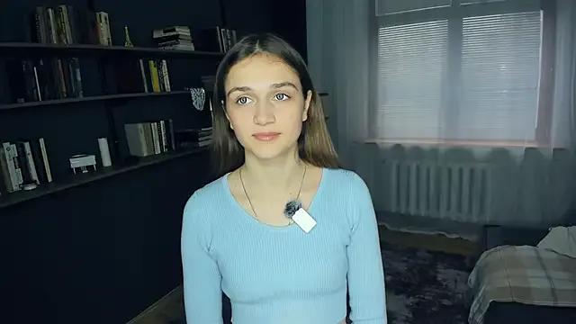 NikiCardle from StripChat is Freechat