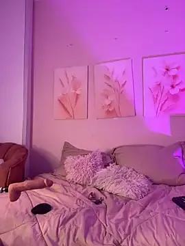 Try girls webcam shows. Sweet cute Free Performers.