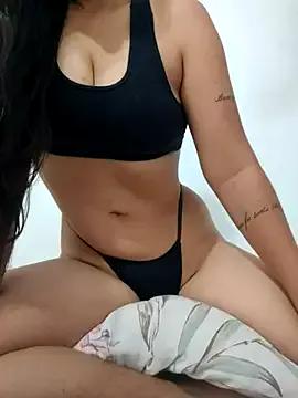 nikolyhot from StripChat is Freechat