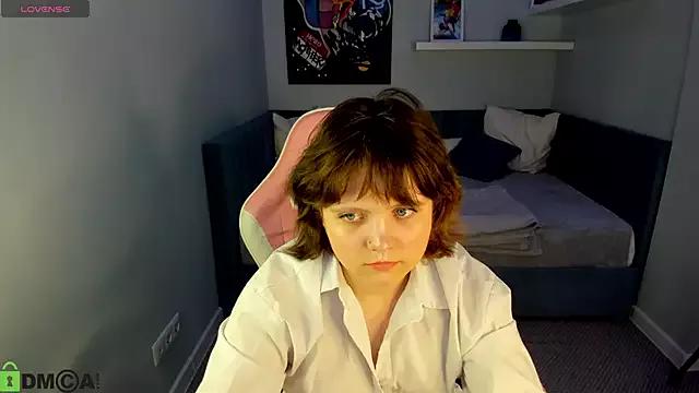 Try girls webcam shows. Sweet cute Free Performers.