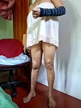 Nishu_Girl2 from StripChat is Freechat