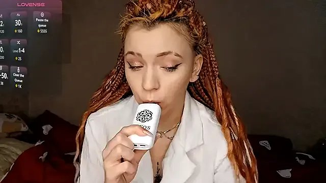 NoMoreCIothes from StripChat