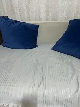 Freechat nursen31 on StripChat