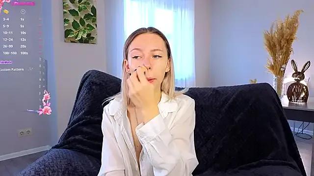 Try girls webcam shows. Sweet cute Free Performers.