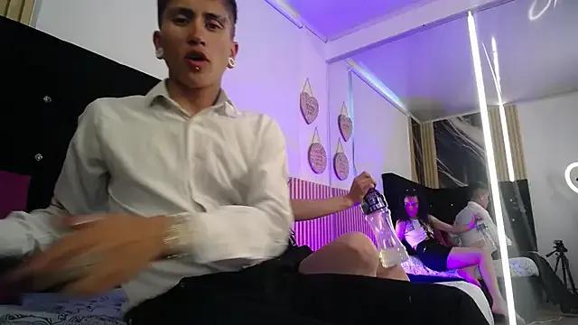 Try girls webcam shows. Sweet cute Free Performers.