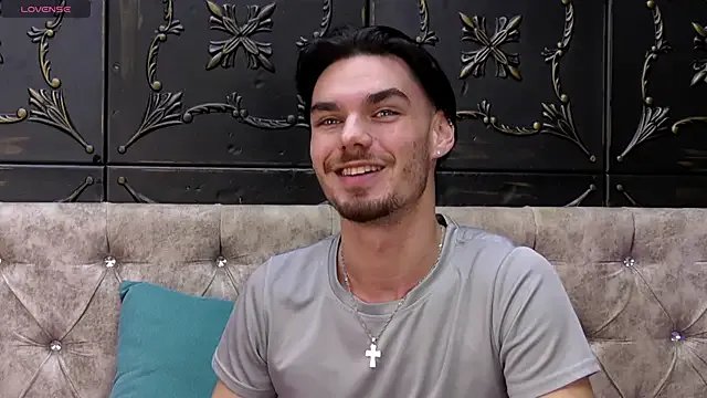 Freechat OceannHeart on StripChat