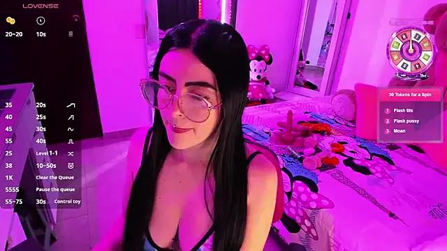 Try girls webcam shows. Sweet cute Free Performers.