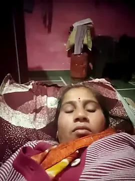 OliveGreen22 from StripChat is Freechat